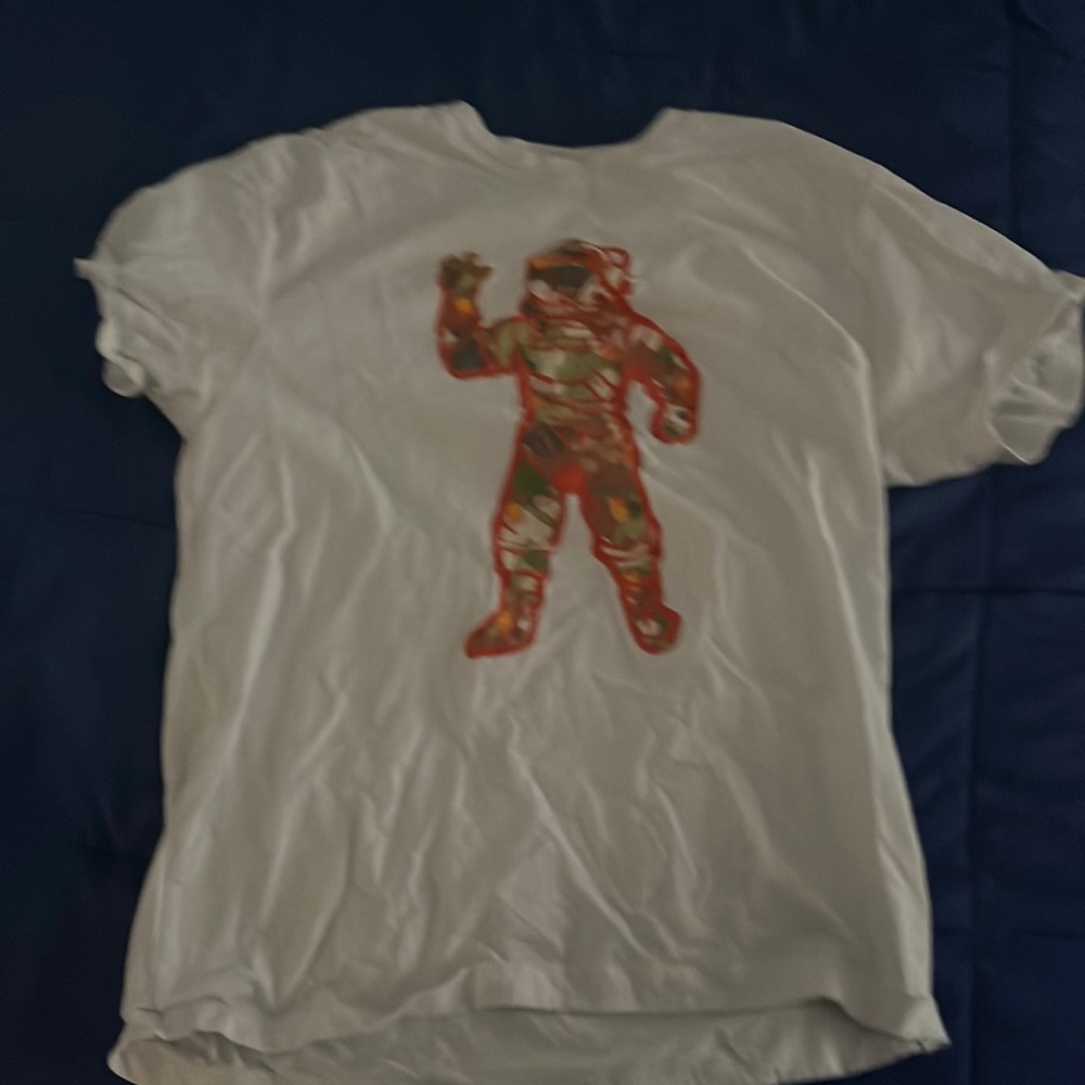 White t shirt
